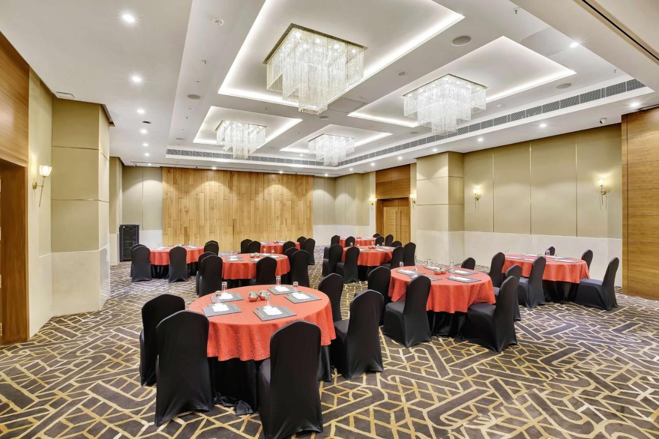 Radisson Hotel Nāthdwāra المظهر الخارجي الصورة